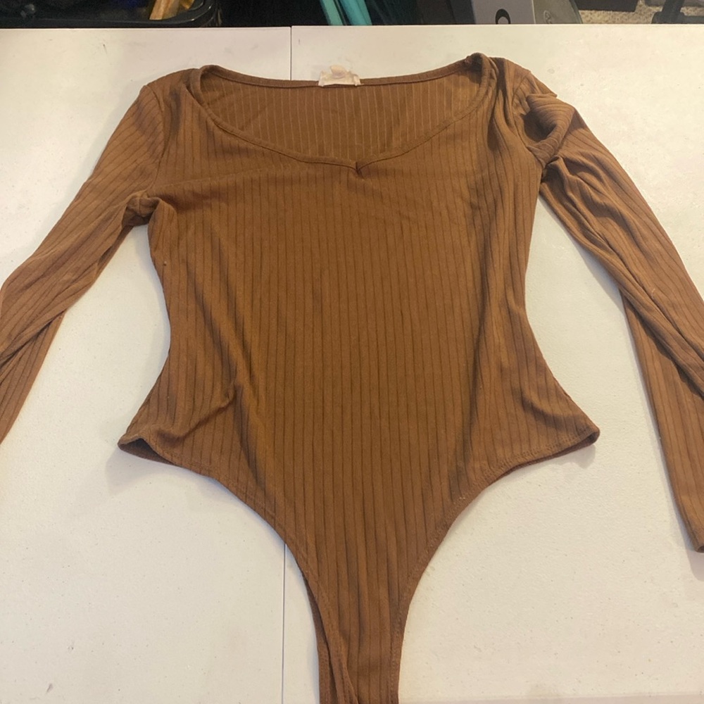 Brown L long sleeve body suit